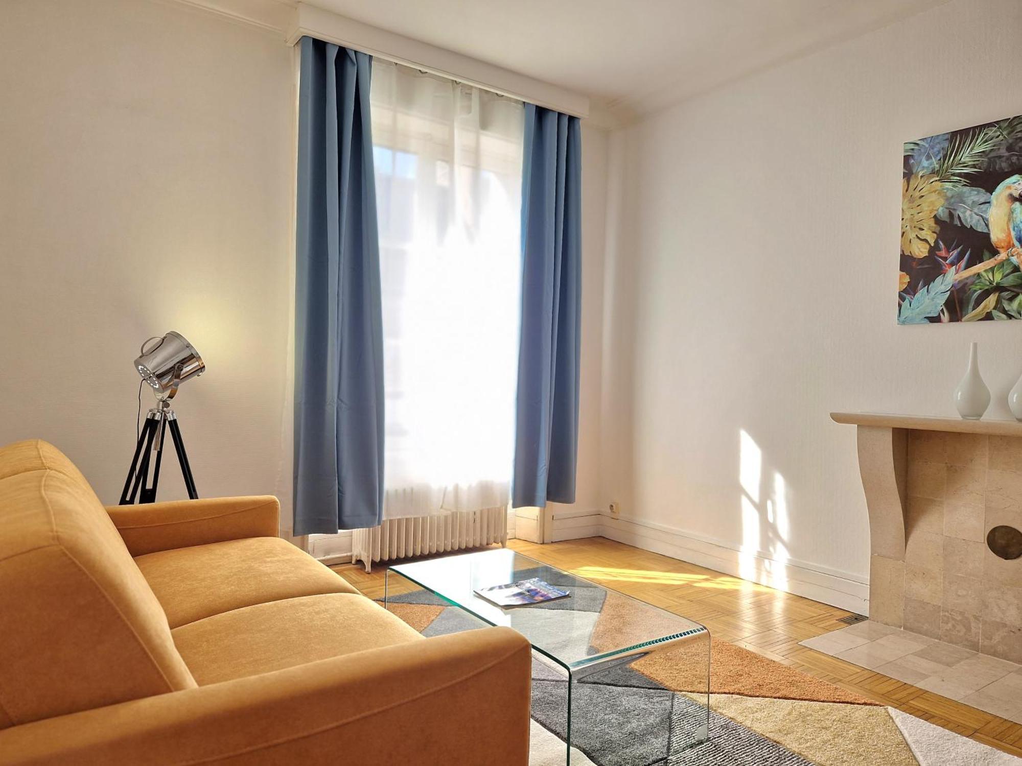 Au Coeur De L'Histoire Apartment Орлеан Екстериор снимка